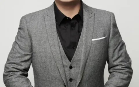 在《我的世界》和《Roblox》之间，这个资深游戏人在沙盒领域闯出了这样一条路