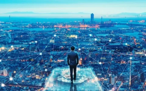 用2000美金赚到第一桶金，他早就看透了这些套路