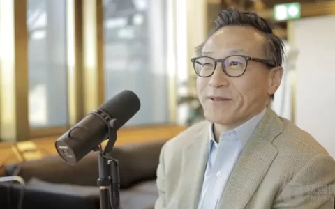 阿里蔡崇信：中国AI技术可能落后美国OpenAI两年｜钛媒体AGI