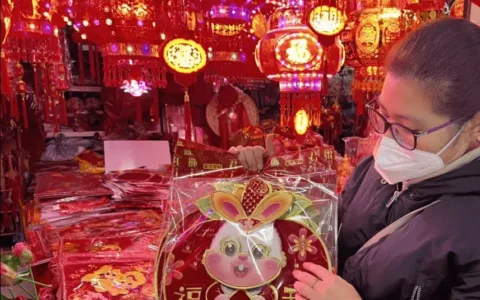 全球超80%对联来自义乌, 义乌年画挂历热销海外