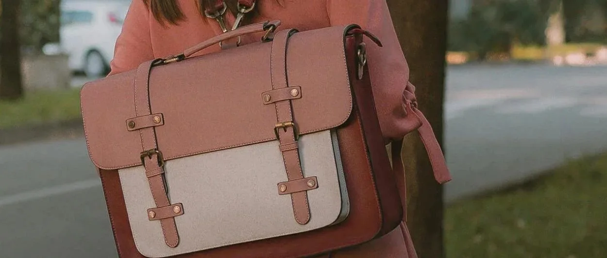 从代工厂到亚马逊品类第一，箱包大卖如何实力出海？