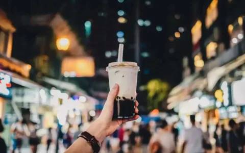 新式茶饮“扎推”出海！品牌如何借助TikTok玩转海外市场