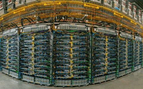 谷歌最强AI芯片来了