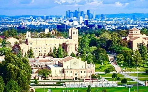 竖屏时代的短剧革命: 论坛（UCLA 中国研究中心）成功举行