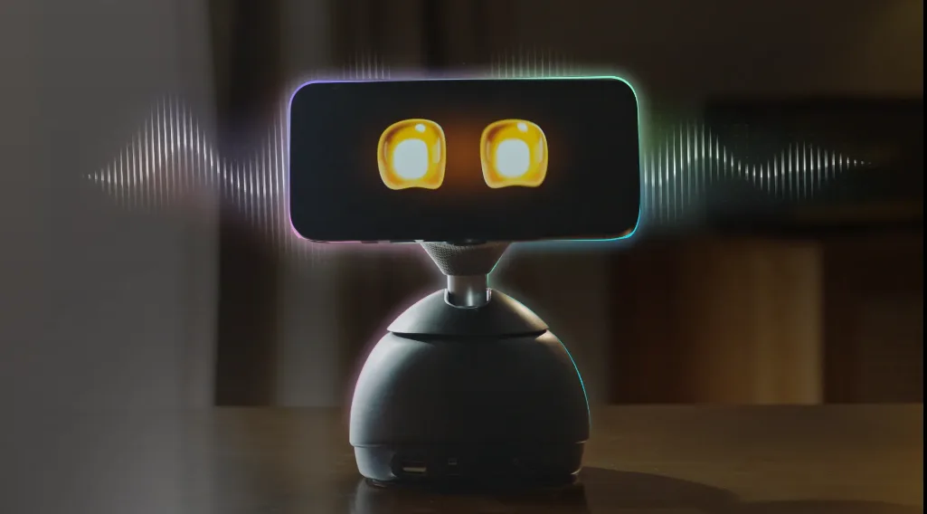 卖出近10万台Loona后，可以科技融资亿元，推出全新AI桌面机器人，亮相CES